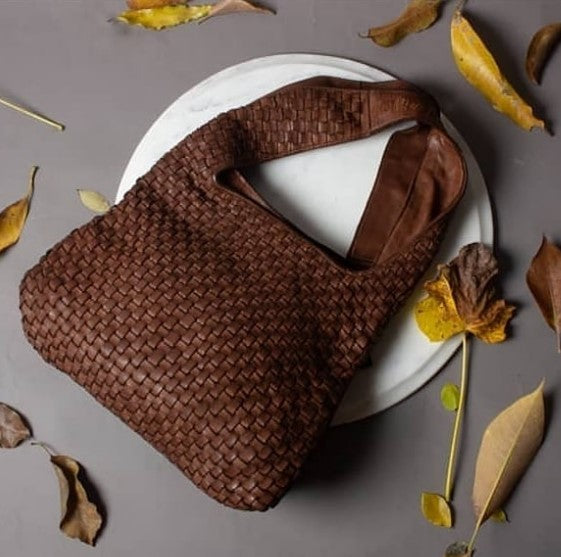 Eilaria - The Handbag