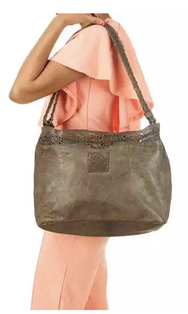 Stephaine - The Handbag